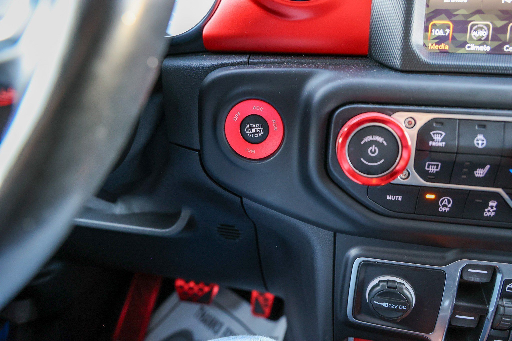 Used 2021 Jeep Wrangler Unlimited Rubicon AWD/4WD image 23