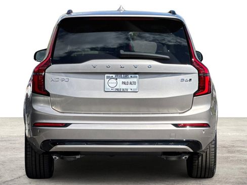 Used 2026 Volvo XC90 B6 Ultra w/ Lounge Package AWD/4WD image 8
