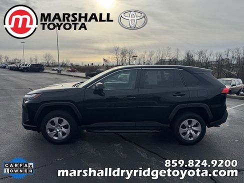 Used 2023 Toyota RAV4 LE image 6