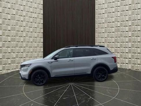 Used 2022 Kia Sorento S w/ Panoramic Sunroof Package AWD/4WD image 8