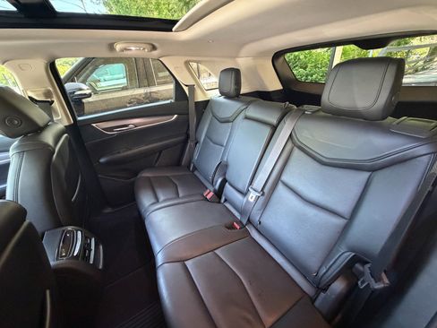 Used 2019 Cadillac XT5 Premium Luxury w/ Driver Assist Package FWD image 27