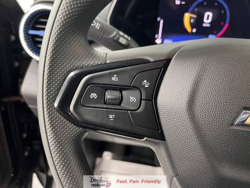 Used 2025 Chevrolet Trax LT image 50