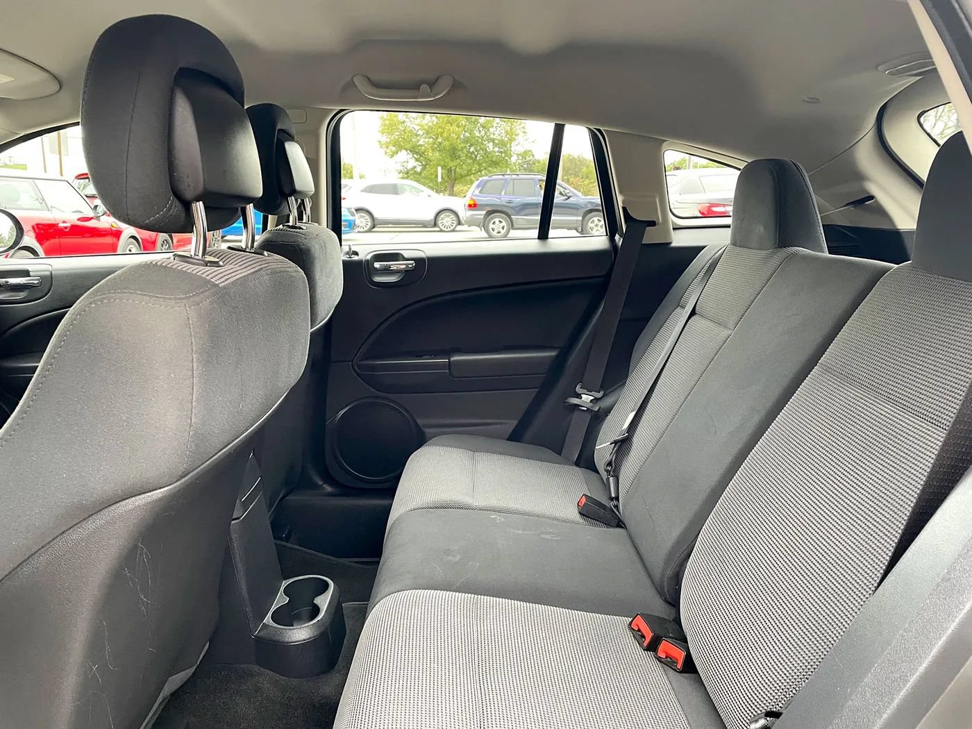 Used 2011 Dodge Caliber Heat w/ Driver Convenience Group FWD image 10