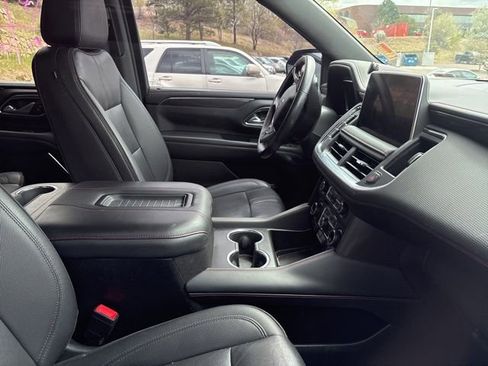 Used 2022 Chevrolet Tahoe RST w/ Luxury Package AWD/4WD image 5