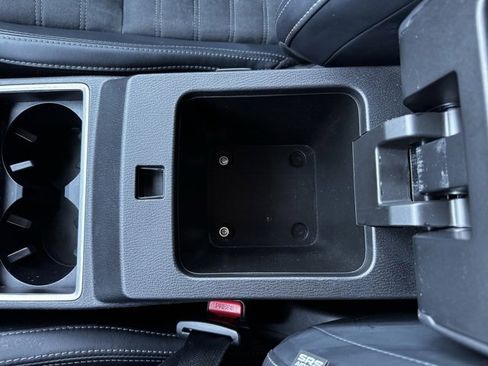 Used 2024 Mitsubishi Outlander SE image 20