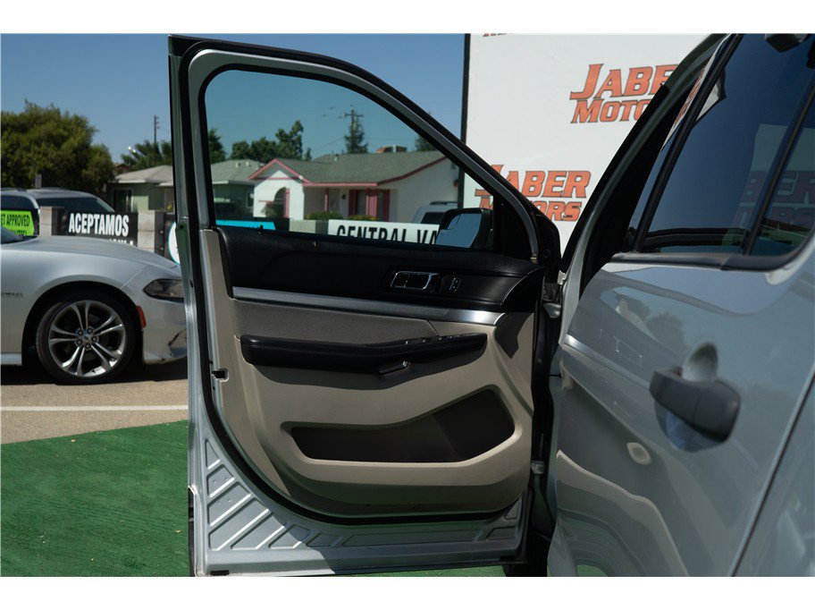 Used 2019 Ford Explorer FWD image 34