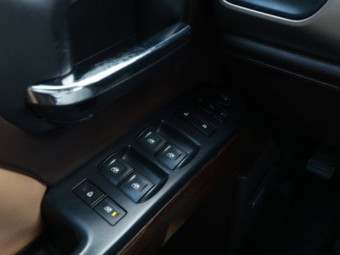 Used 2017 GMC Sierra 1500 Denali w/ Denali Ultimate Package image 24