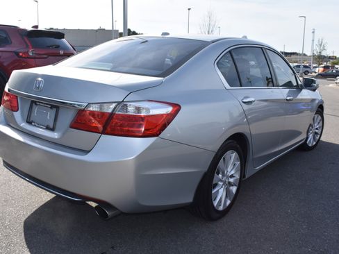Used 2014 Honda Accord EX-L image 9