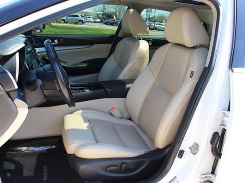 Used 2016 Nissan Maxima 3.5 SL FWD image 16
