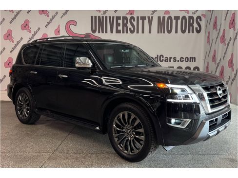Used 2022 Nissan Armada Platinum w/ Captain's Chairs Package RWD image 3