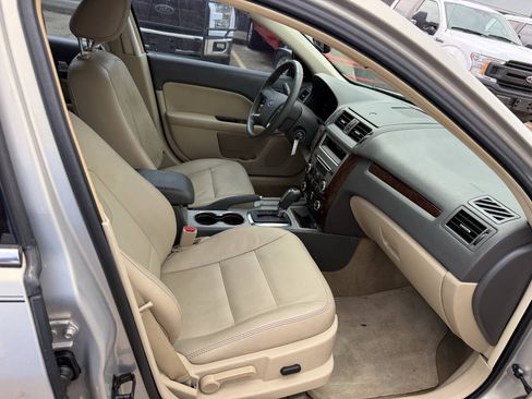 Used 2010 Ford Fusion SEL FWD image 10