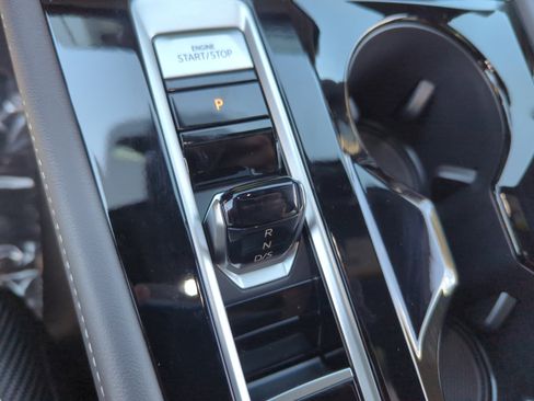 New 2026 Volkswagen Atlas Cross Sport SE image 15