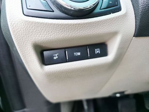 Used 2015 Ford Explorer Limited w/ Equipment Group 302A AWD/4WD image 32