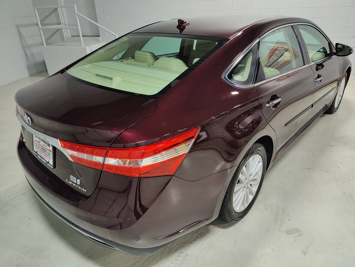 Used 2015 Toyota Avalon Limited FWD image 6