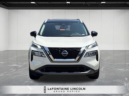 Used 2023 Nissan Rogue SL w/ SL Premium Package AWD/4WD image 8