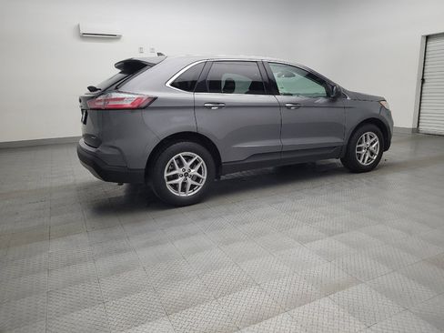 Used 2024 Ford Edge SEL image 10