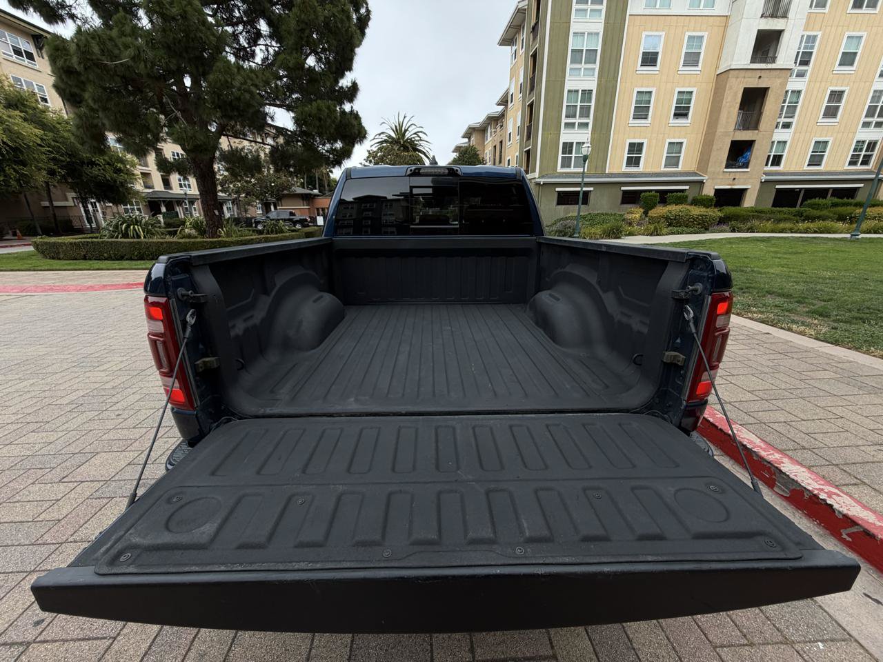 Used 2021 RAM 1500 Limited AWD/4WD image 34