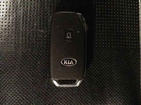 Used 2021 Kia Telluride EX w/ EX Premium Package FWD image 32