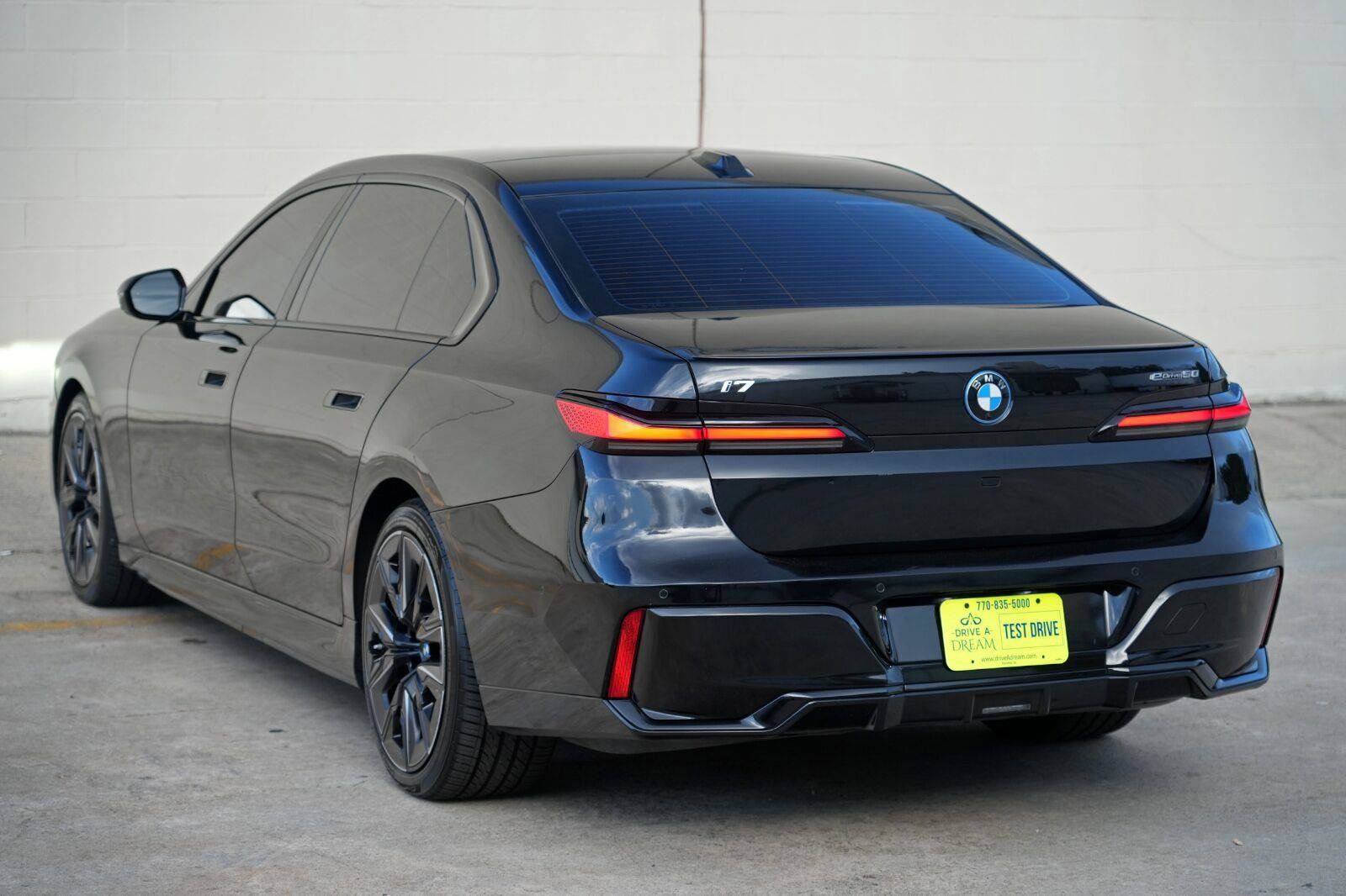 Used 2024 BMW i7 eDrive50 w/ M Sport Package RWD image 56