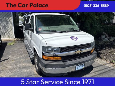 Used 2019 Chevrolet Express 3500 LT w/ LT Preferred Equipment Group RWD image 1