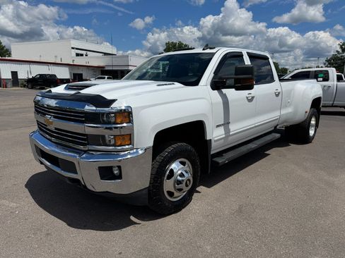Used 2017 Chevrolet Silverado 3500 LT w/ LT Convenience Package AWD/4WD image 1