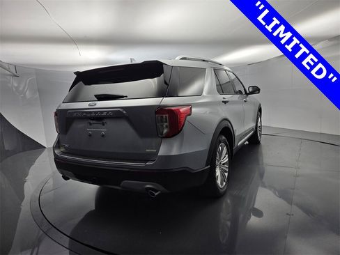 Used 2020 Ford Explorer Limited w/ Class III Trailer Tow Package image 11