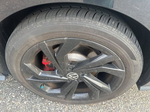 Used 2024 Volkswagen Jetta GLI Autobahn w/ GLI Black Package image 16