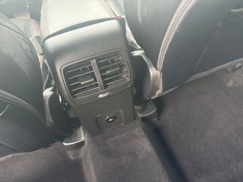 Used 2025 Ford Escape ST-Line Select w/ Tech Pack #1 image 17