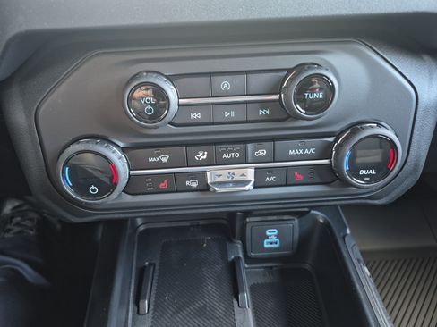 New 2025 Ford Bronco Big Bend AWD/4WD image 32