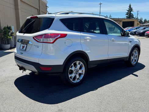 Used 2016 Ford Escape Titanium w/ Canadian Touring Package AWD/4WD image 7