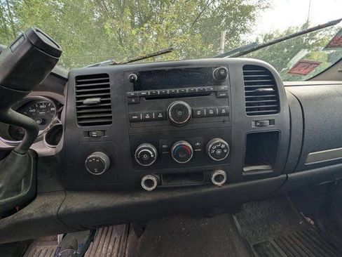 Used 2007 GMC Sierra 2500 SLE w/ SLE1 Preferred Package AWD/4WD image 36