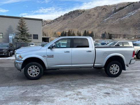 Used 2017 RAM 2500 Laramie w/ Protection Group image 17