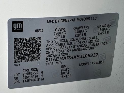 Used 2025 Buick Enclave Preferred FWD image 36