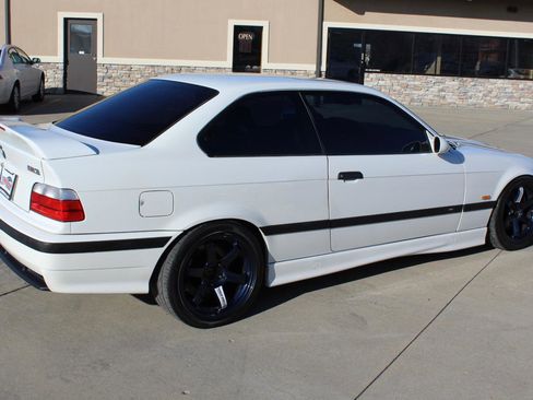 Used 1999 BMW M3 Coupe image 30