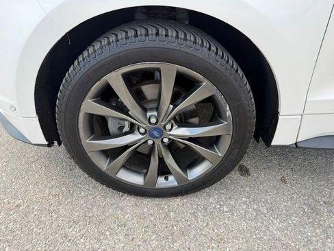 Used 2018 Ford Edge Sport w/ Equipment Group 401A image 12