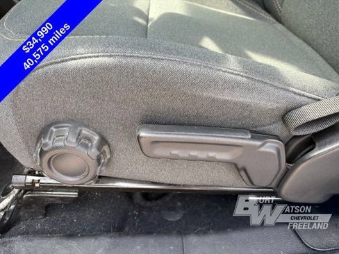 Used 2024 Jeep Wrangler Unlimited Sahara AWD/4WD image 13