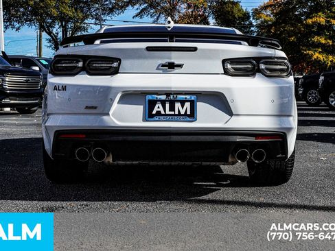 Used 2021 Chevrolet Camaro SS image 13