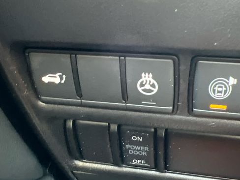 Used 2024 Nissan Armada Platinum w/ Captain's Chairs Package AWD/4WD image 25