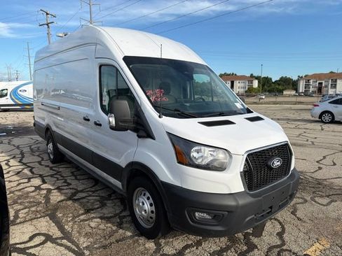 Used 2026 Ford Transit 350 148 High Roof AWD w/ Load Area Protection Package image 3