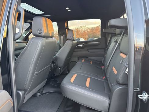 Certified 2025 GMC Sierra 1500 AT4 w/ AT4 Premium Package image 32