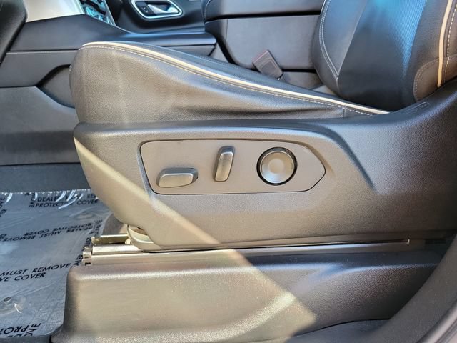 Used 2023 Chevrolet Tahoe Premier w/ Premium Package AWD/4WD image 7