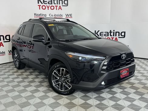 Certified 2026 Toyota Corolla Cross XLE image 3