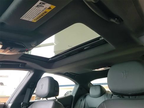 Used 2022 Maserati Ghibli Modena Q4 image 16