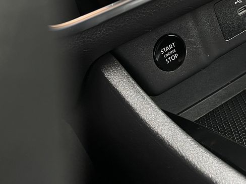 Used 2024 Nissan Rogue S image 16