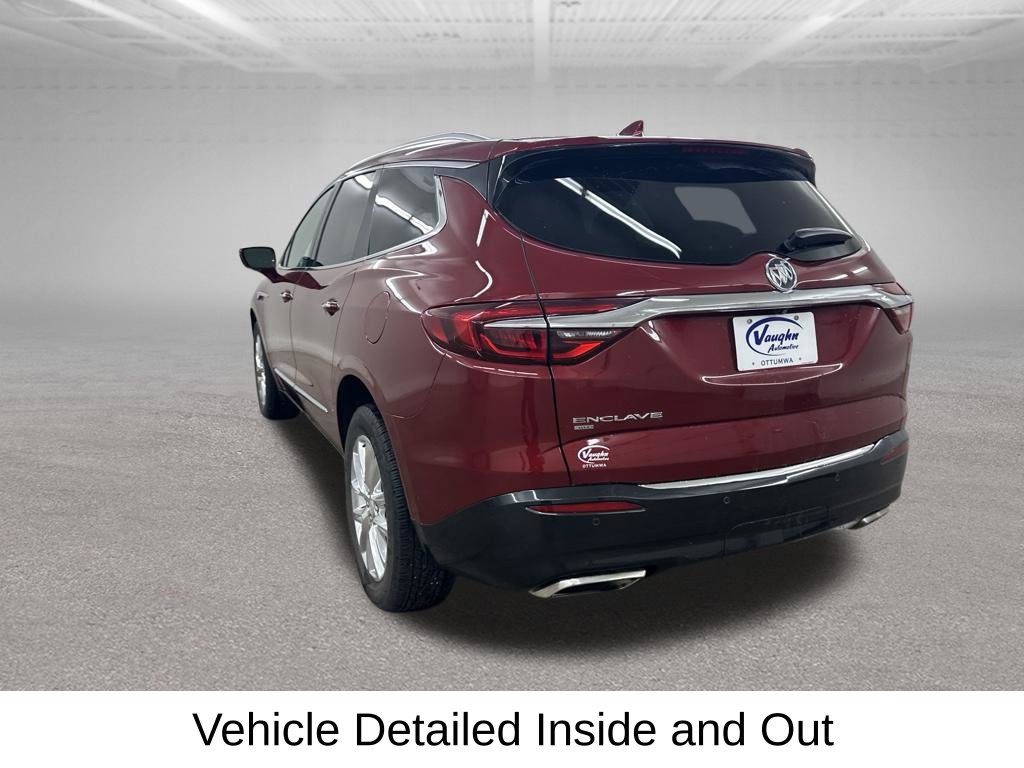 Used 2020 Buick Enclave Premium w/ Sun and Sites Package AWD/4WD image 11