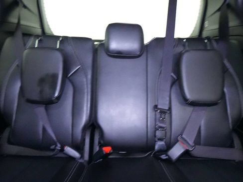 Used 2025 Chrysler Pacifica Select FWD image 24