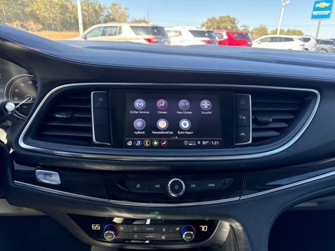 Used 2023 Buick Enclave Essence w/ Experience Buick Package image 26