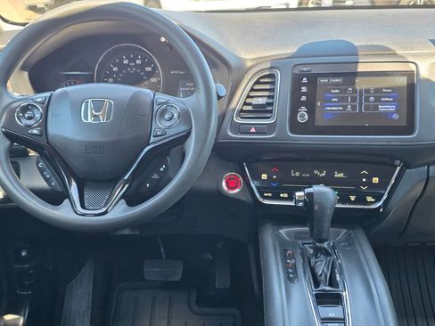 Used 2022 Honda HR-V EX image 10