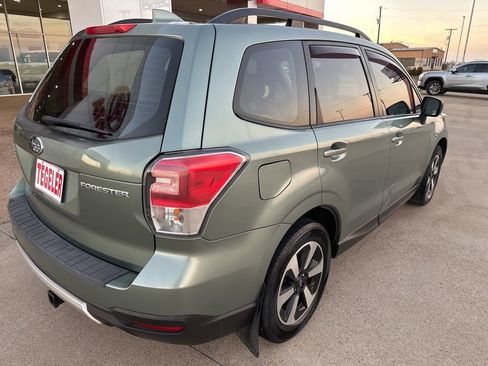 Used 2018 Subaru Forester 2.5i w/ Alloy Wheel Package image 7