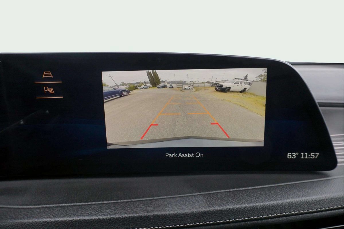 Used 2024 Cadillac XT4 Premium Luxury AWD/4WD image 32